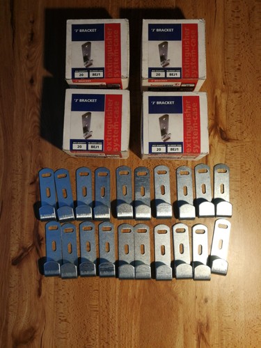 100x fire extinguisher wall - fire,